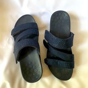 VIONICS strap wedge sandals! Very comfortable!